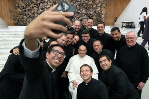 Pope Francis’ Letter to Parish Priests: Repairing Rifts, Grounding Vision, and Cultivating Fraternity